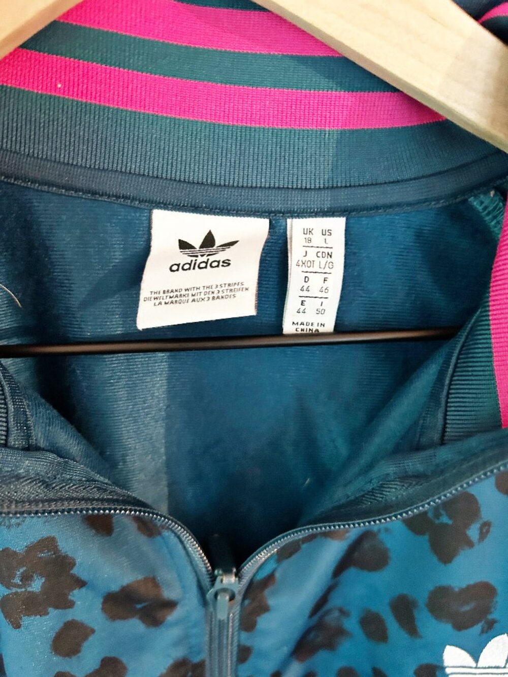 adidas Track Set, Teal and Black leopard with pink trim - Picture 3 of 14